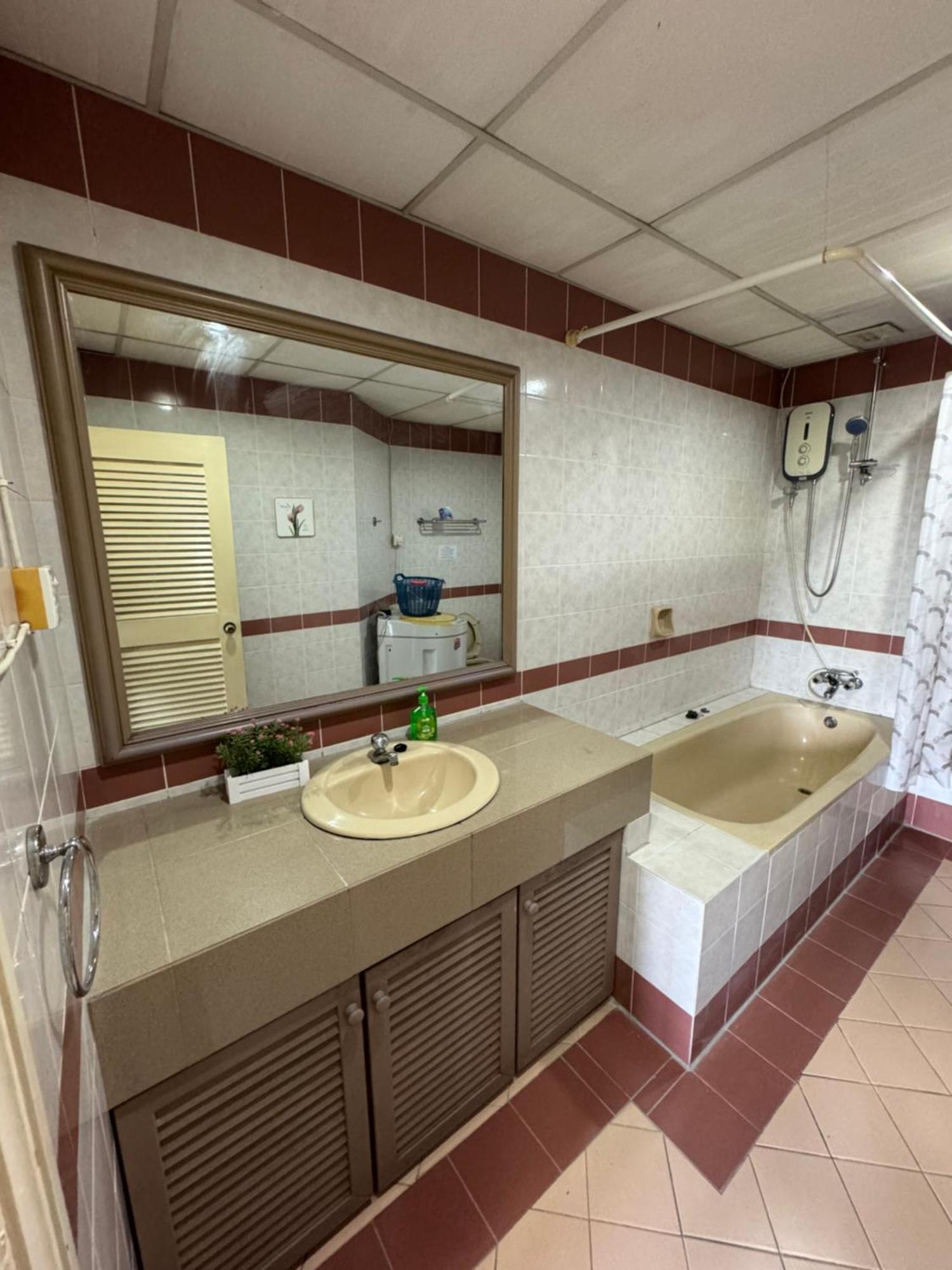 Riverview Home @Waterfront Kch Кучинг Номер фото